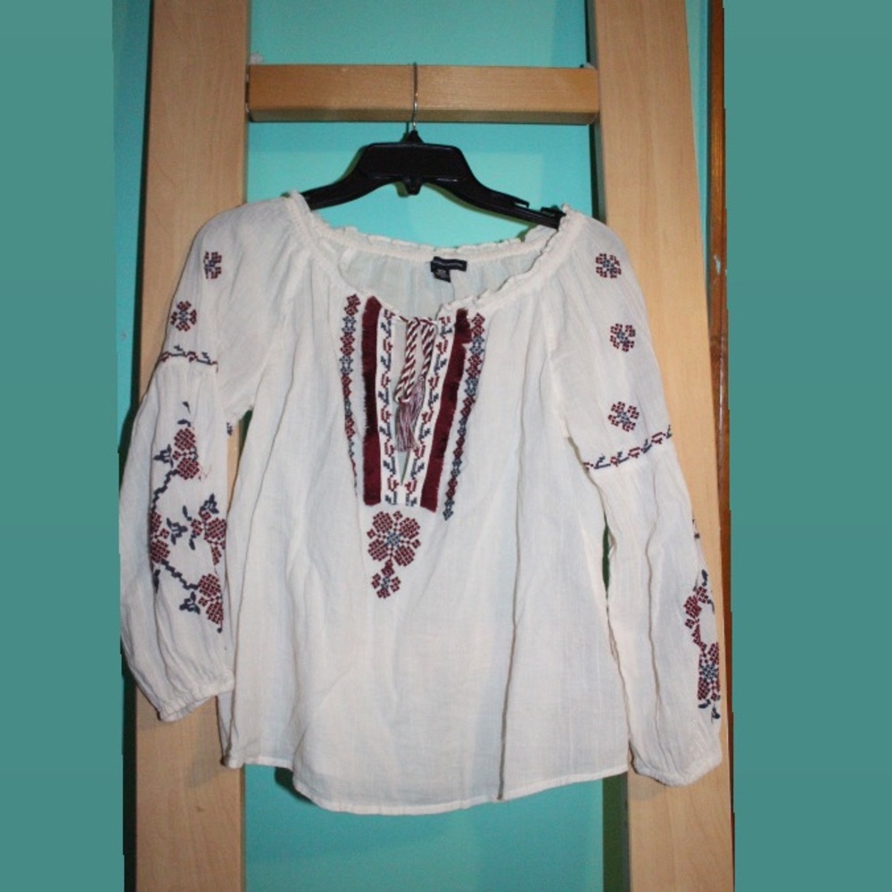American Eagle top
